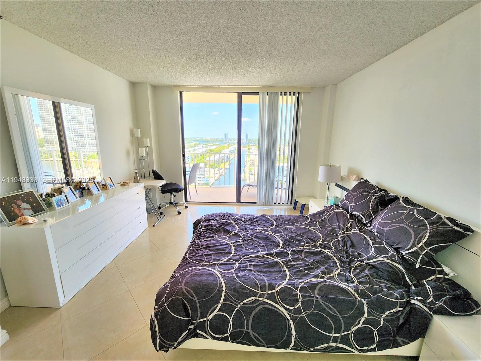 WINSTON TOWERS 700 CONDO · #1607 in Sunny Isles Beach - Photo 18