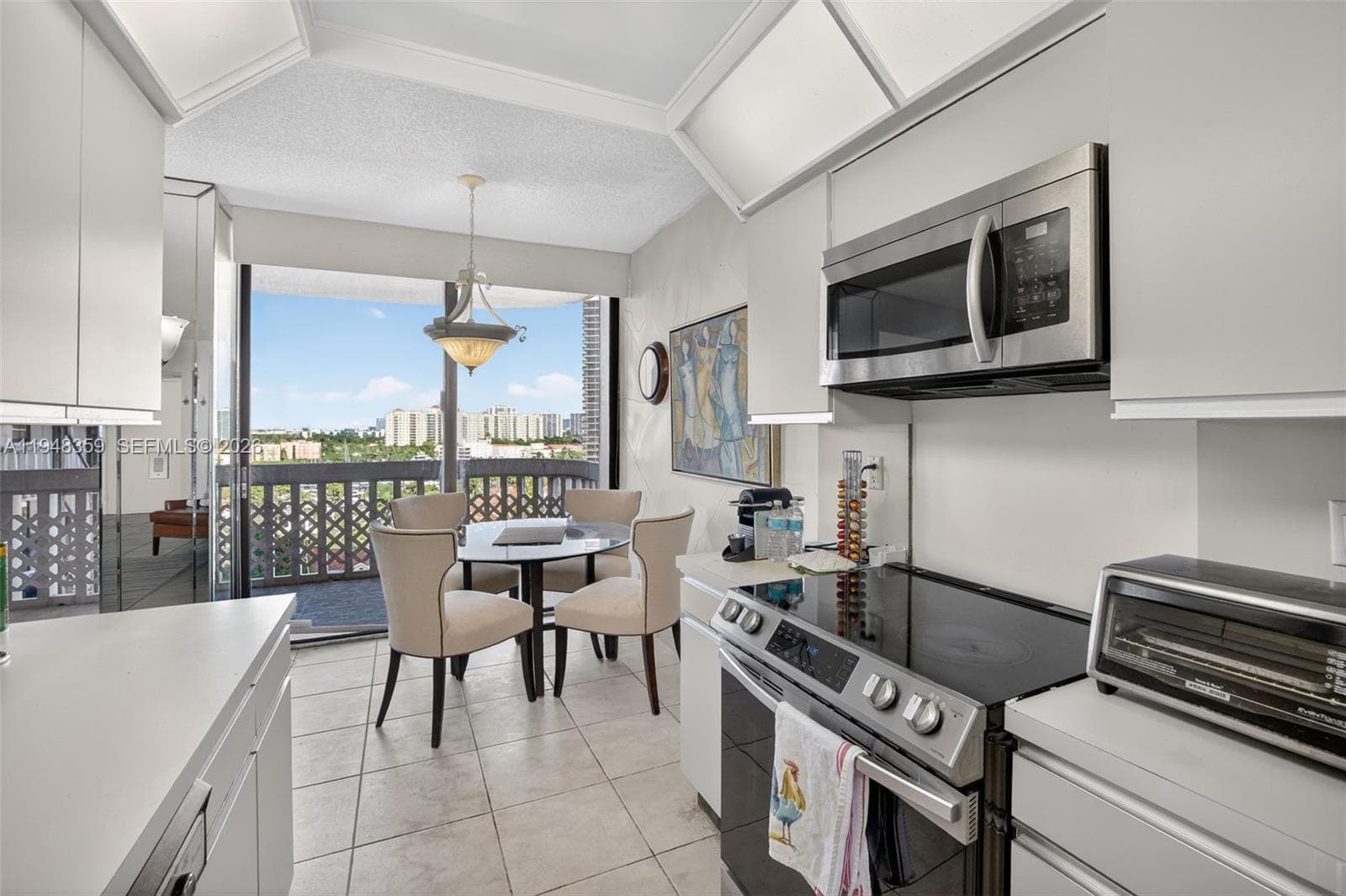 TURNBERRY TOWER · #8L in Aventura - Photo 12