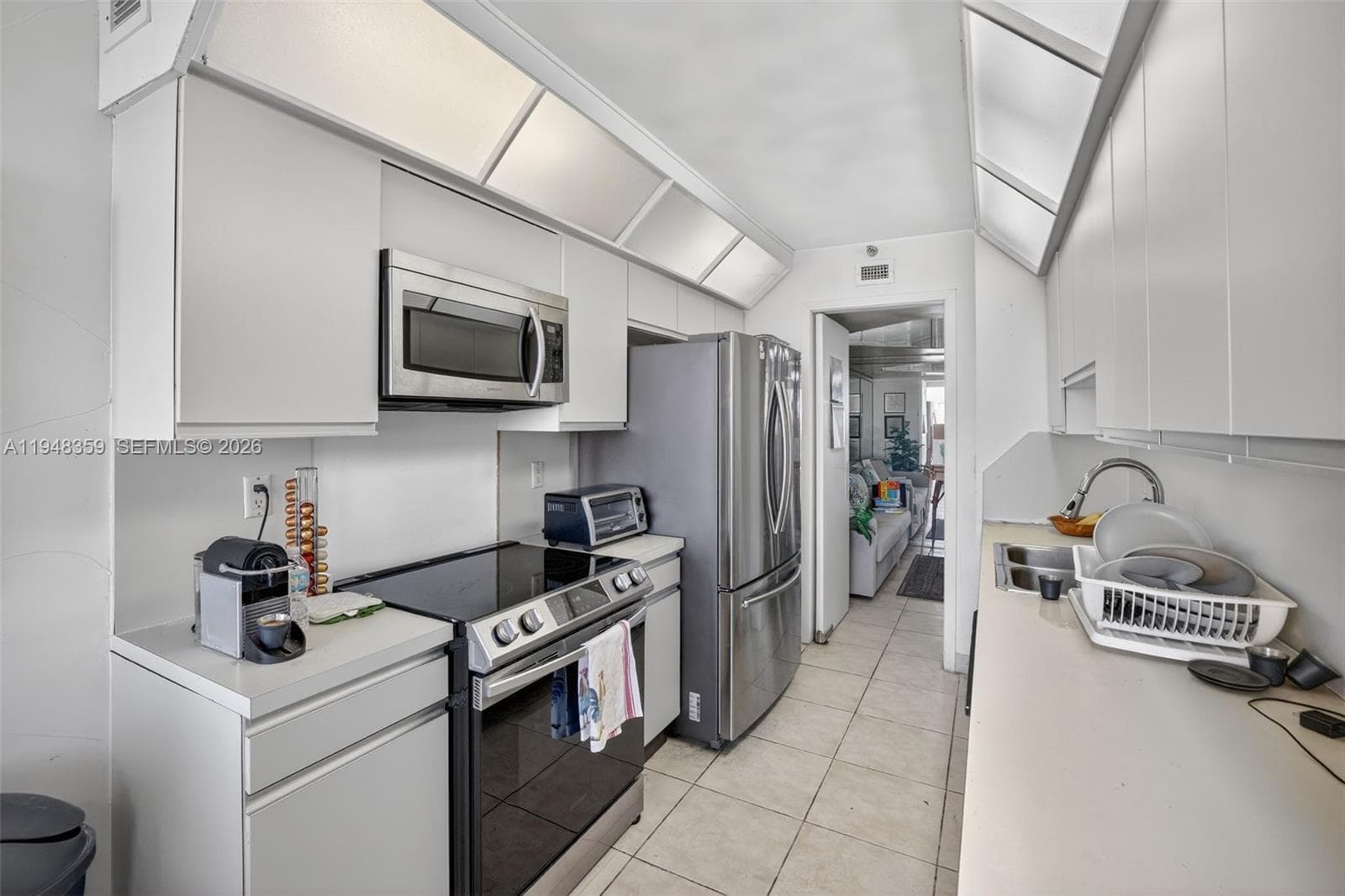 TURNBERRY TOWER · #8L in Aventura - Photo 15