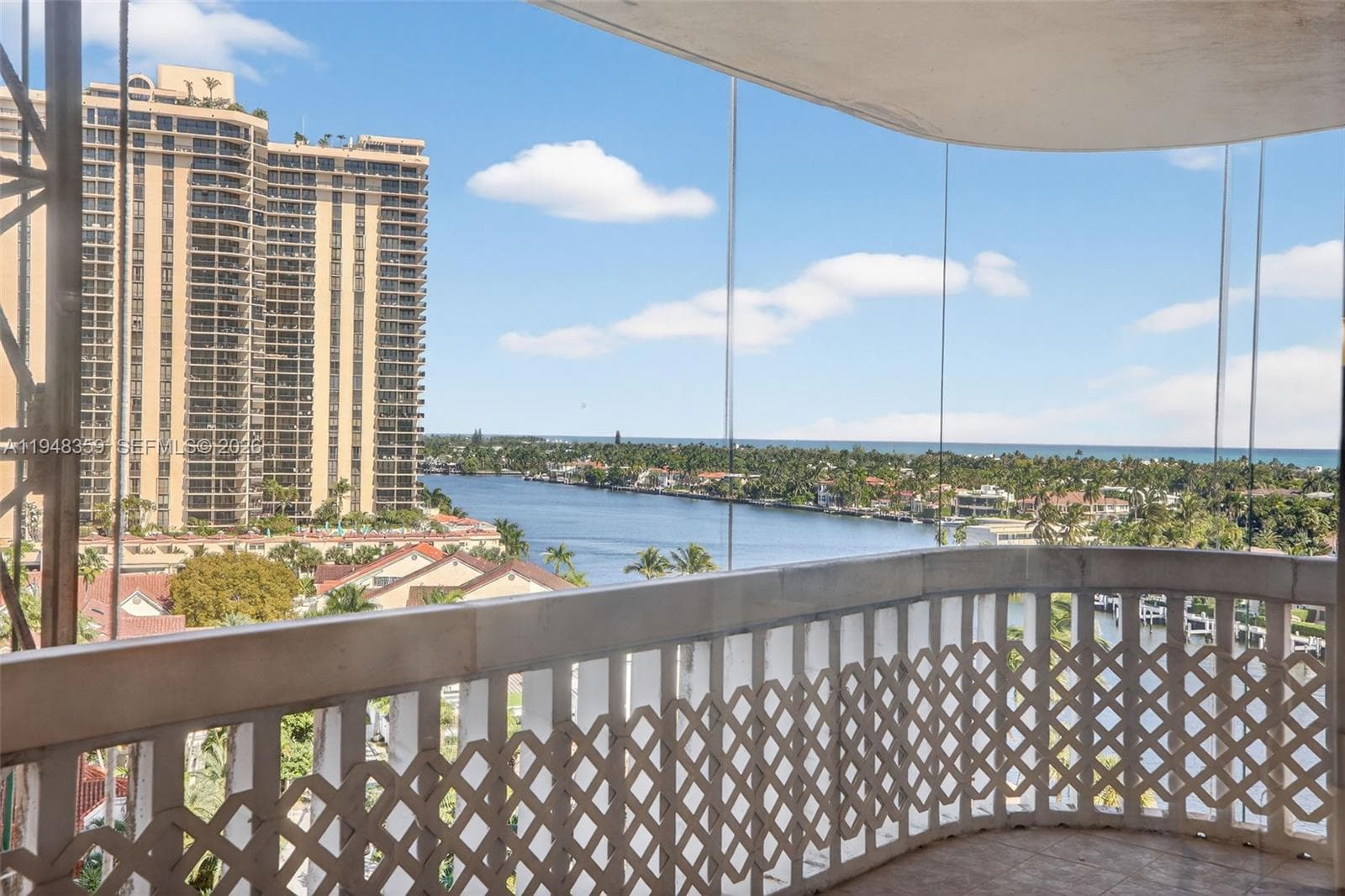 TURNBERRY TOWER · #8L in Aventura - Photo 21