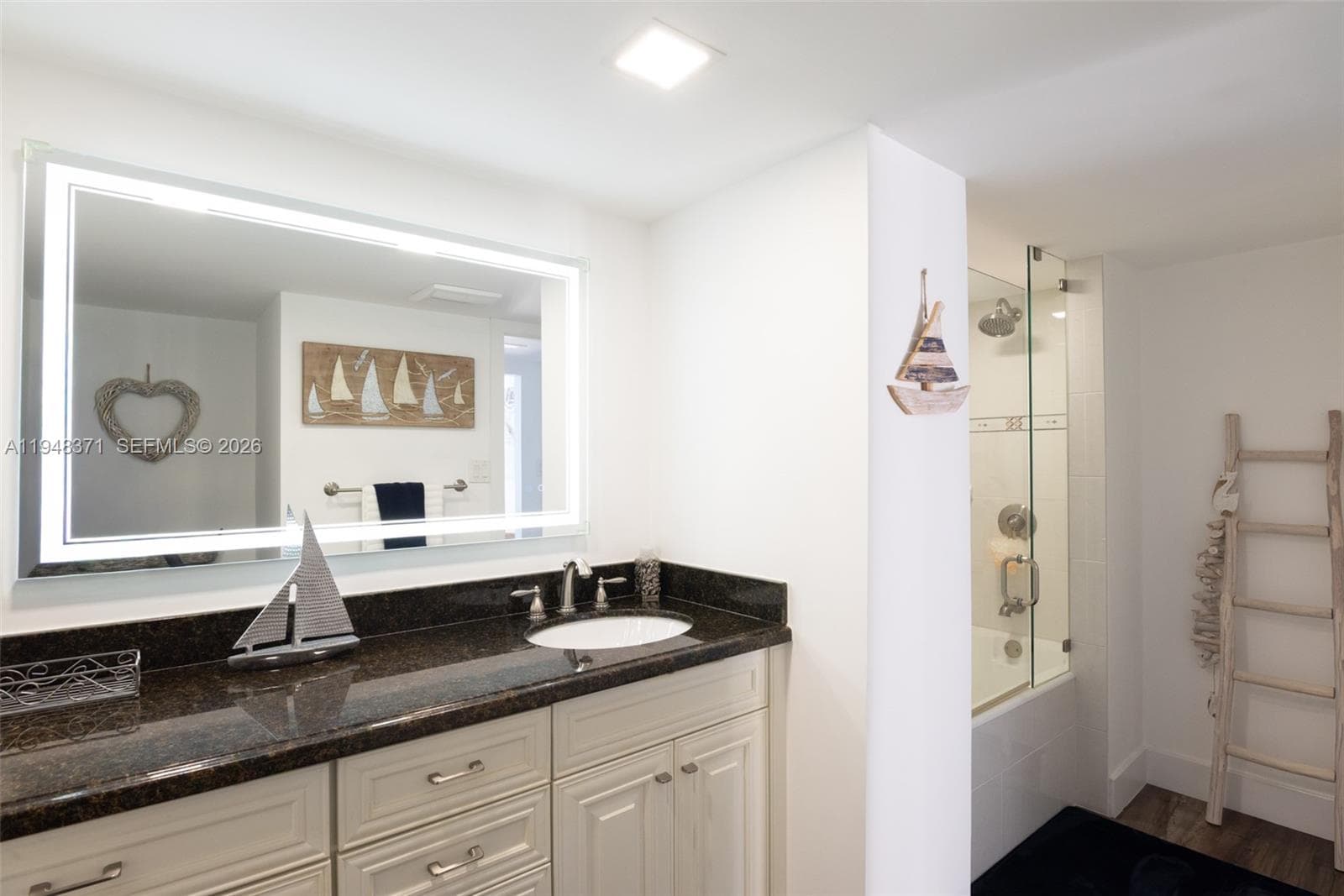 Eastpointe I · #15G in Singer Island - Photo 19