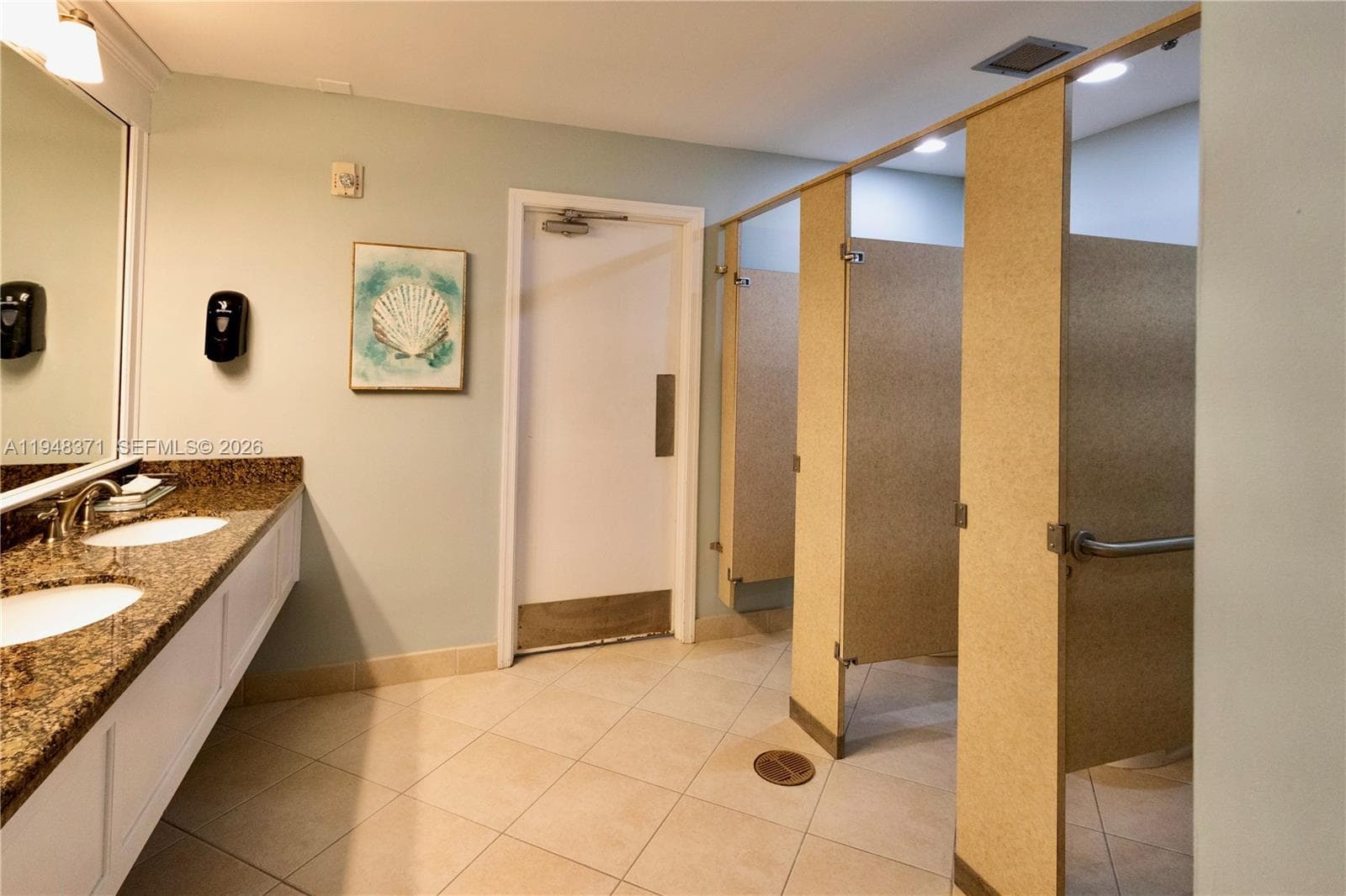 Eastpointe I · #15G in Singer Island - Photo 35