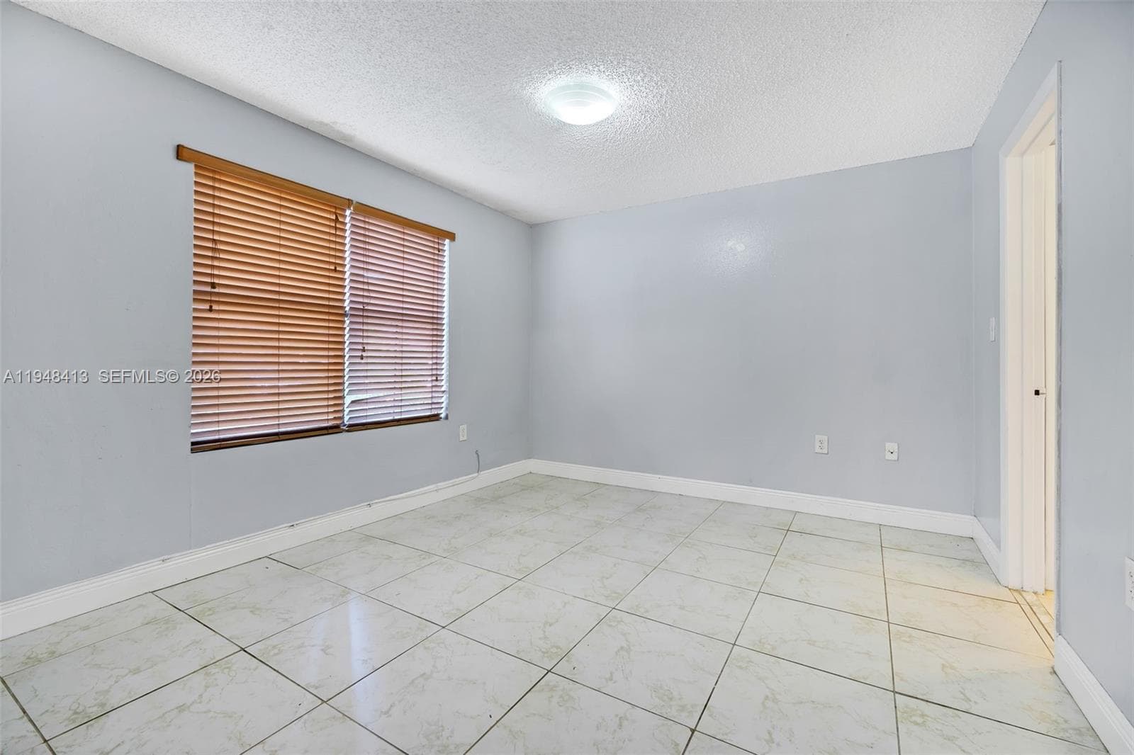 BISCAYNE BEACH CLUB CONDO · #611 in Miami - Photo 23