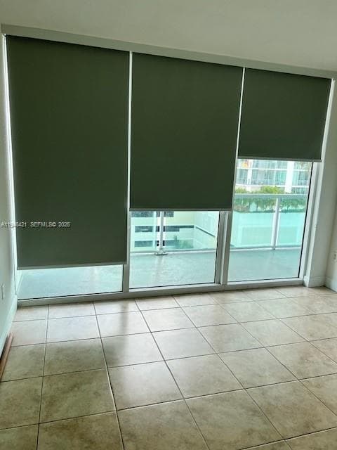 MOON BAY OF MIAMI CONDO · #1002 in Miami - Photo 7
