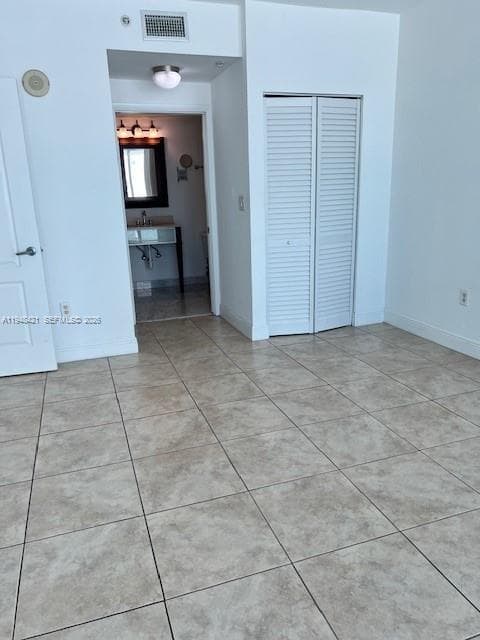 MOON BAY OF MIAMI CONDO · #1002 in Miami - Photo 4