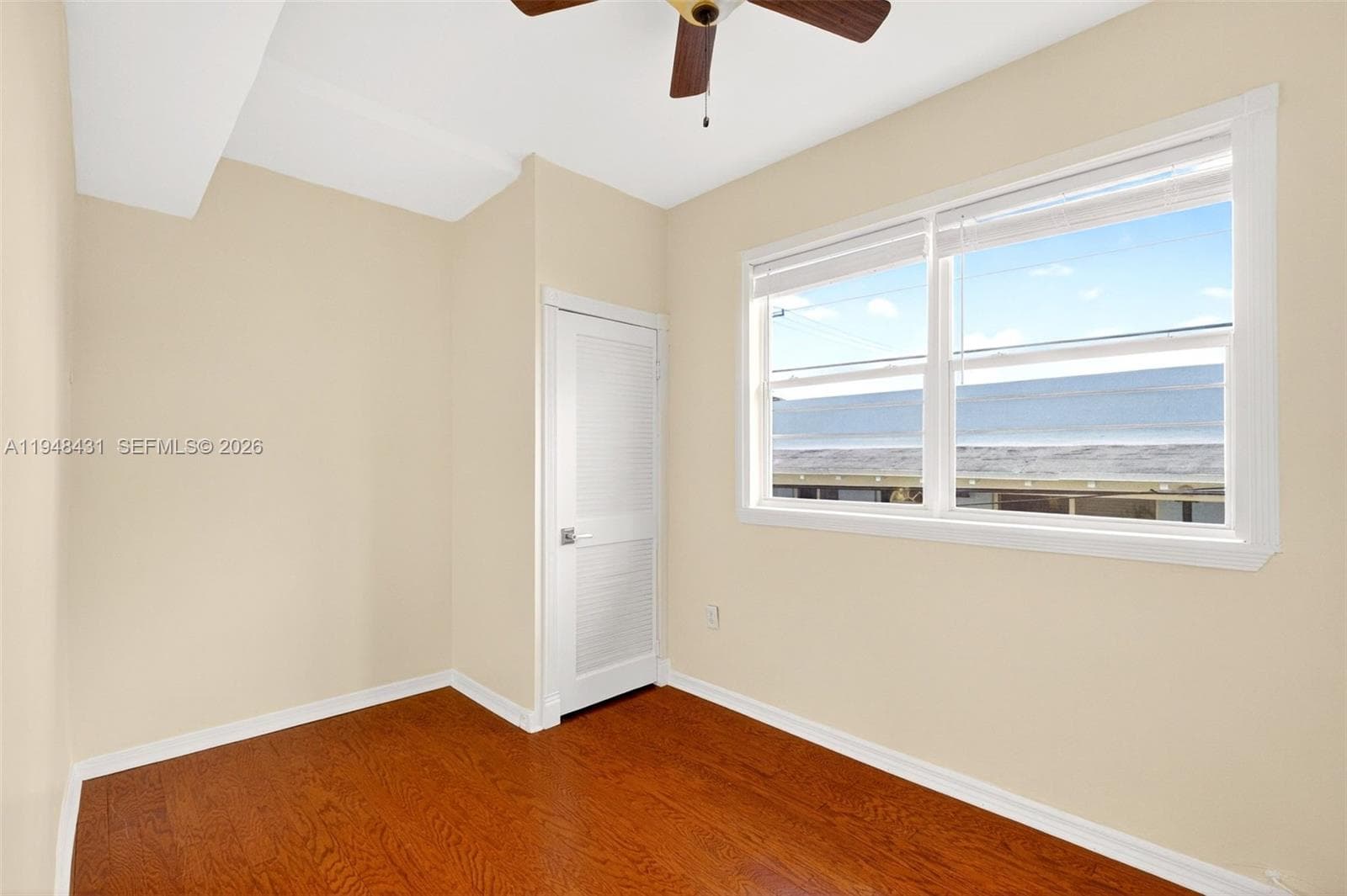 2nd bedroom