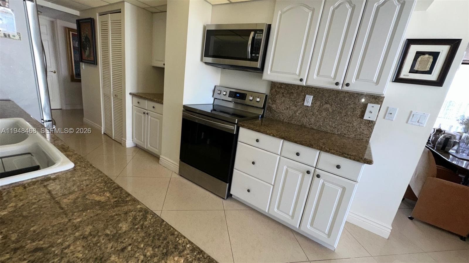 Winston Towers 600 · #1909 in Sunny Isles Beach - Photo 6