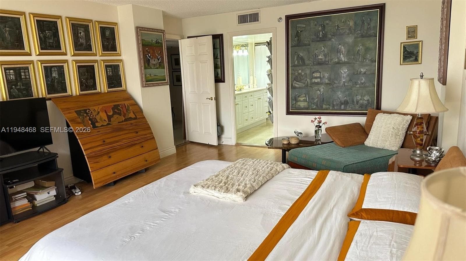 Winston Towers 600 · #1909 in Sunny Isles Beach - Photo 10