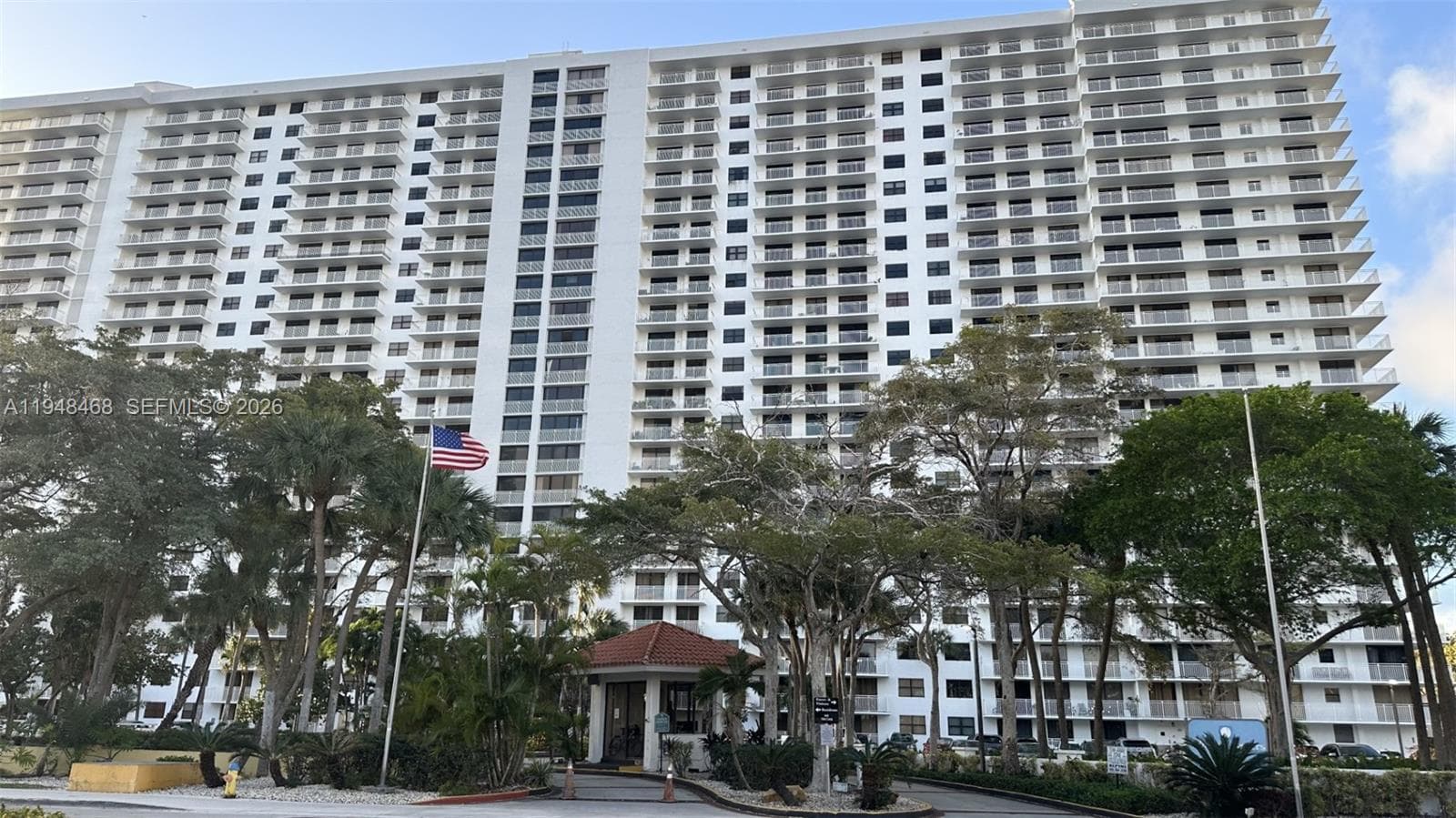 Winston Towers 600 · #1909 in Sunny Isles Beach - Photo 45