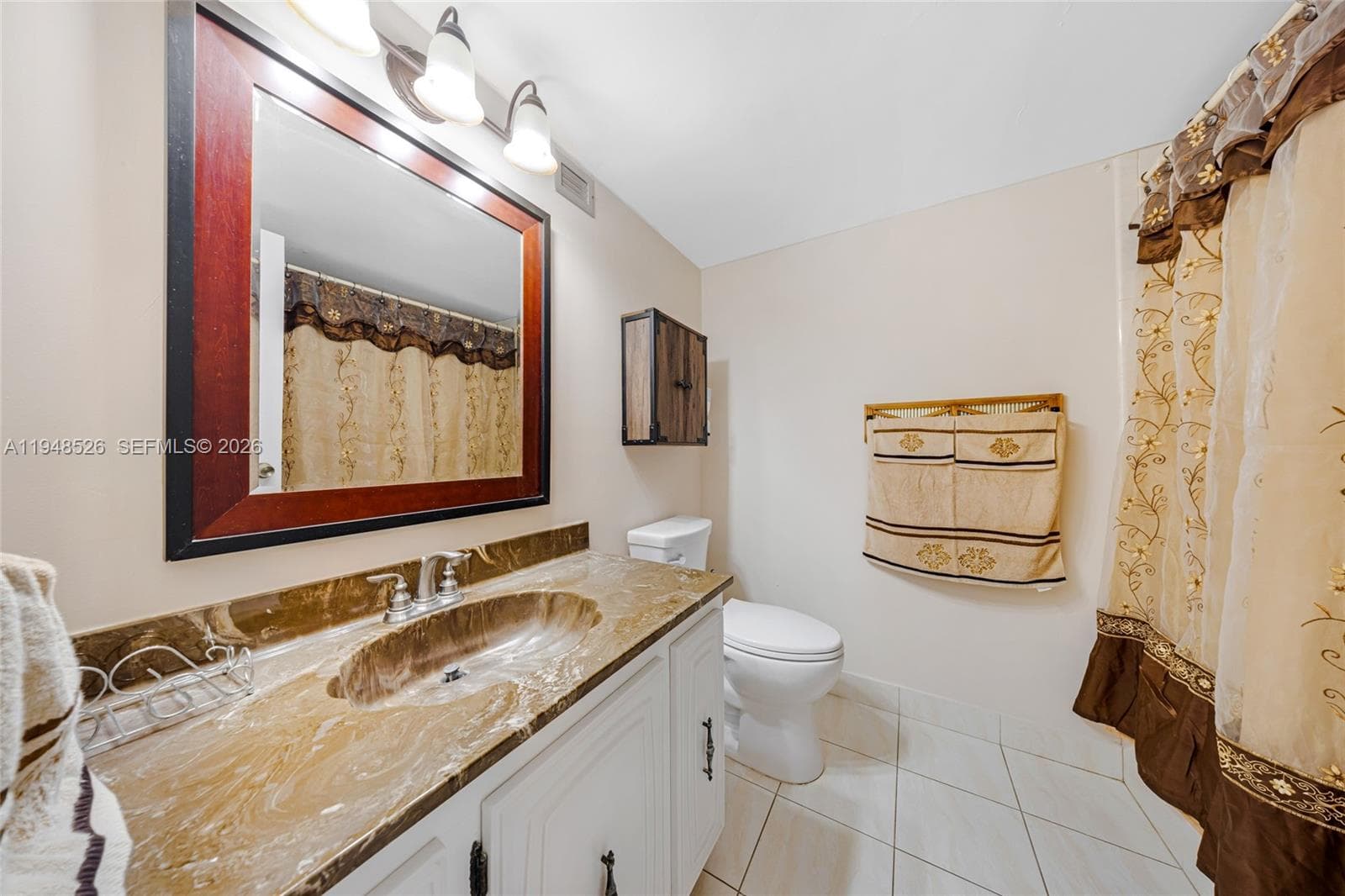 AVANT GARDE CONDO · #706 in Hallandale Beach - Photo 21