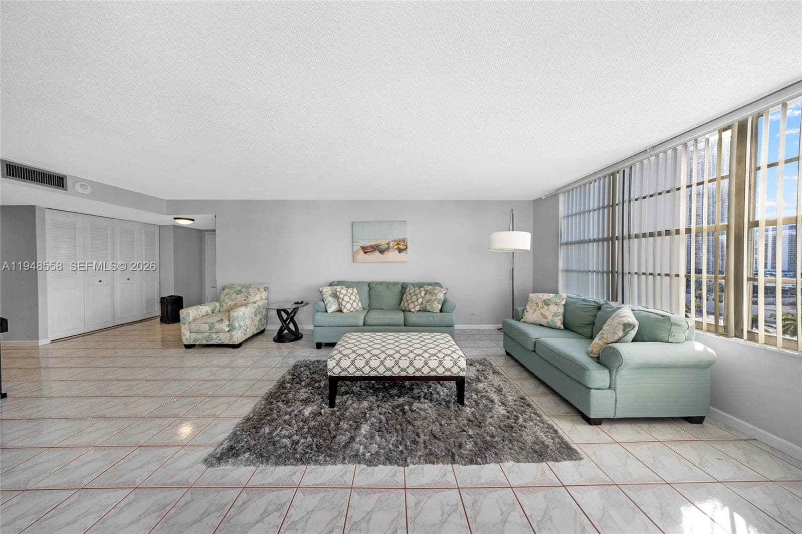 WINSTON TOWER 300 CONDO · #1218 in Sunny Isles Beach - Photo 8