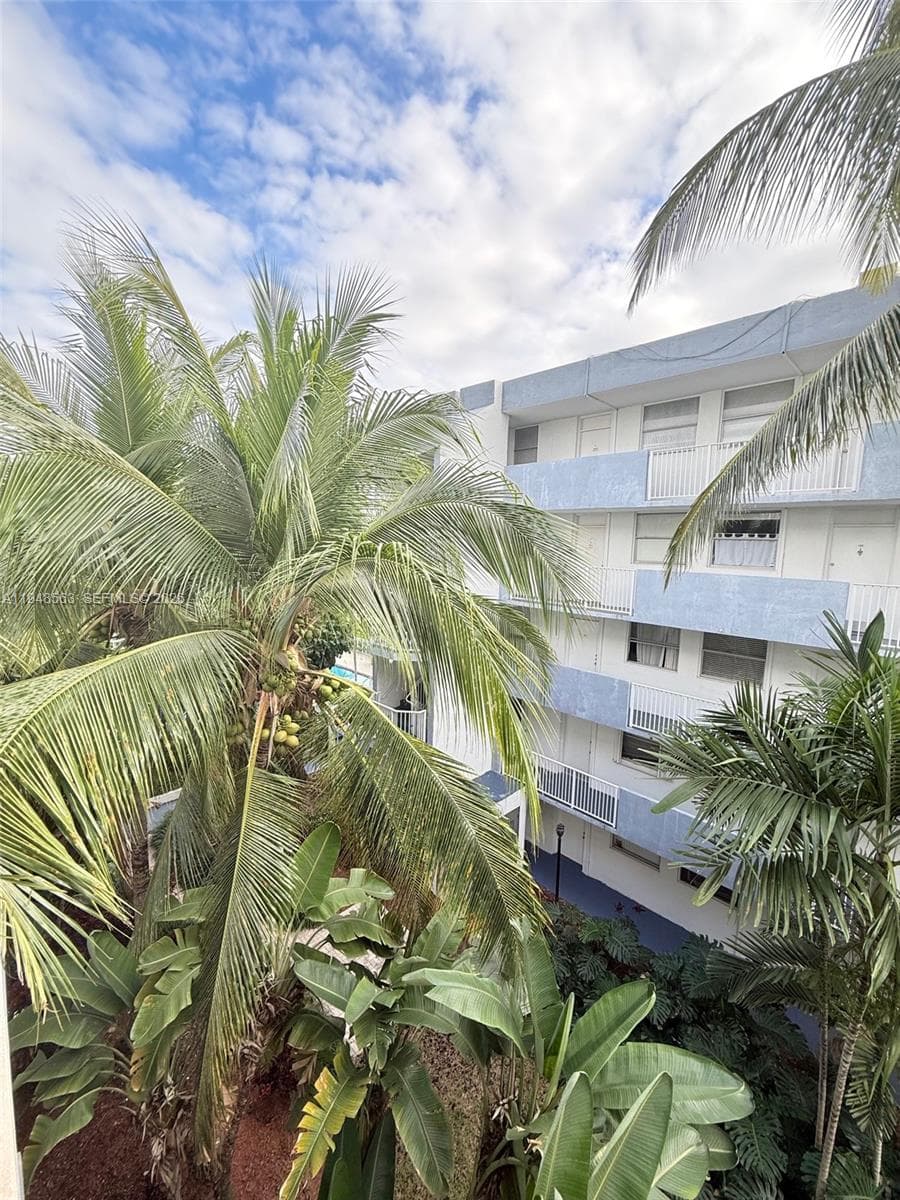 NORTH BAY VILLAS CONDO · #411 in North Bay Village - Photo 2