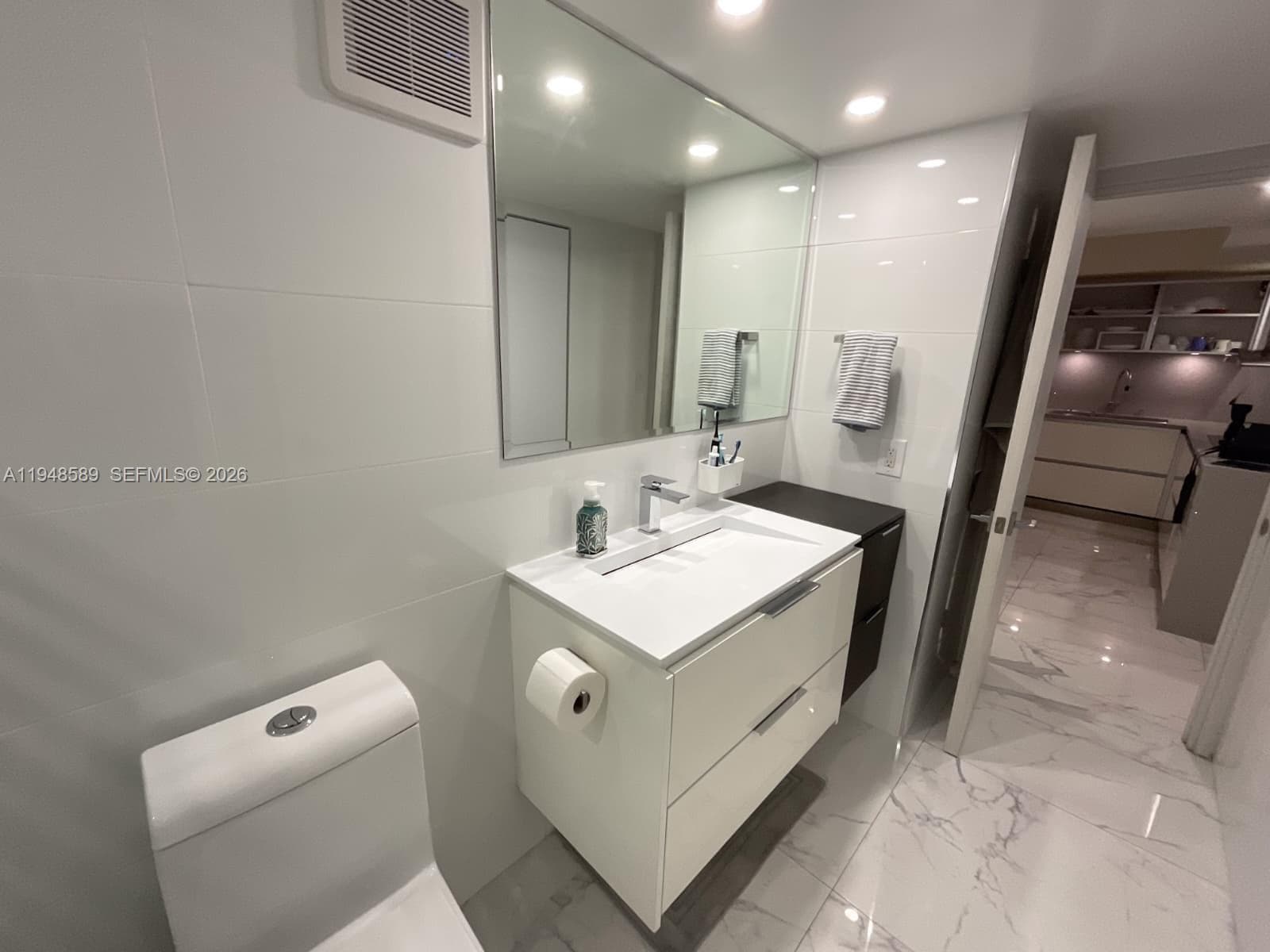 Buckley Towers · #501W in Miami - Photo 14