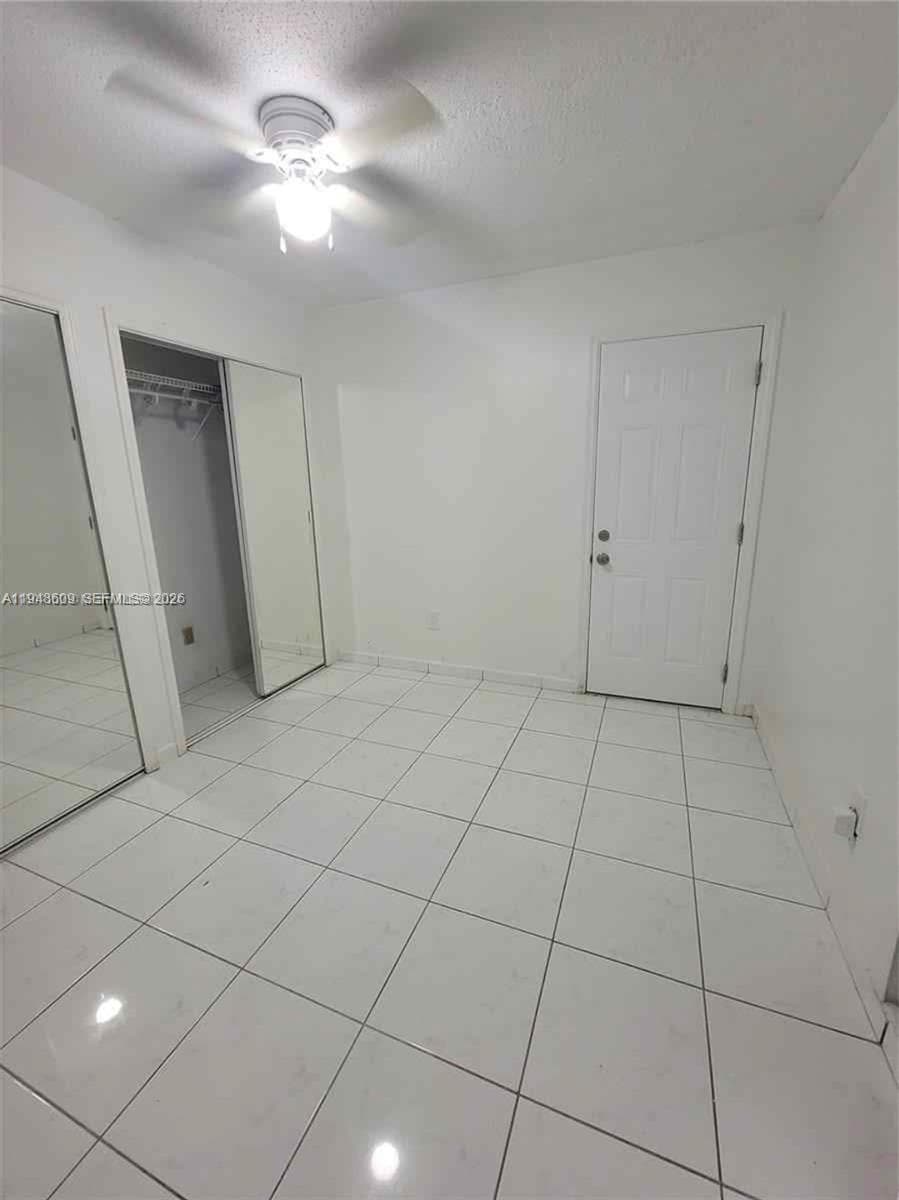 12305 SW 42nd St photo 10