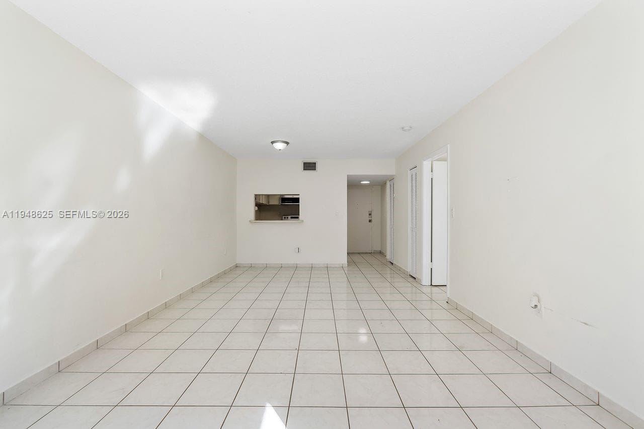WESTCHESTER POINT CONDO · #223 in Miami - Photo 22