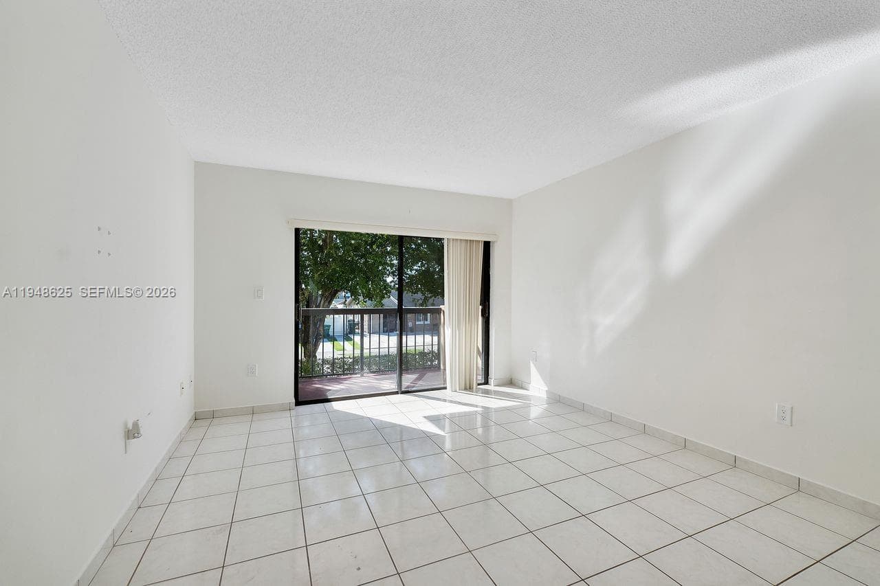 WESTCHESTER POINT CONDO · #223 in Miami - Photo 20