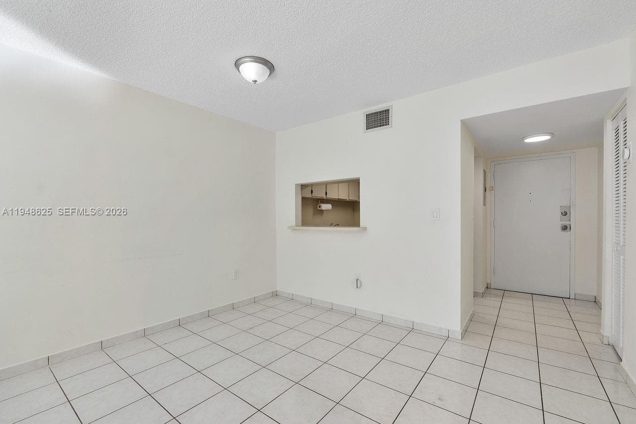 WESTCHESTER POINT CONDO · #223 in Miami - Photo 19
