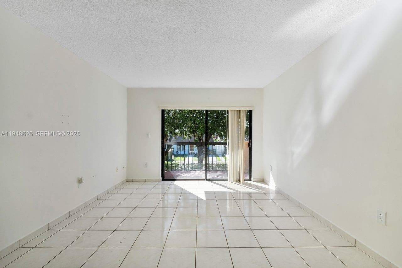 WESTCHESTER POINT CONDO · #223 in Miami - Photo 21