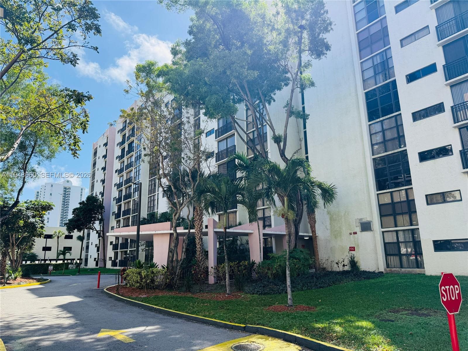 PLAZA OF AMERICAS · #202 in Sunny Isles Beach - Photo 12