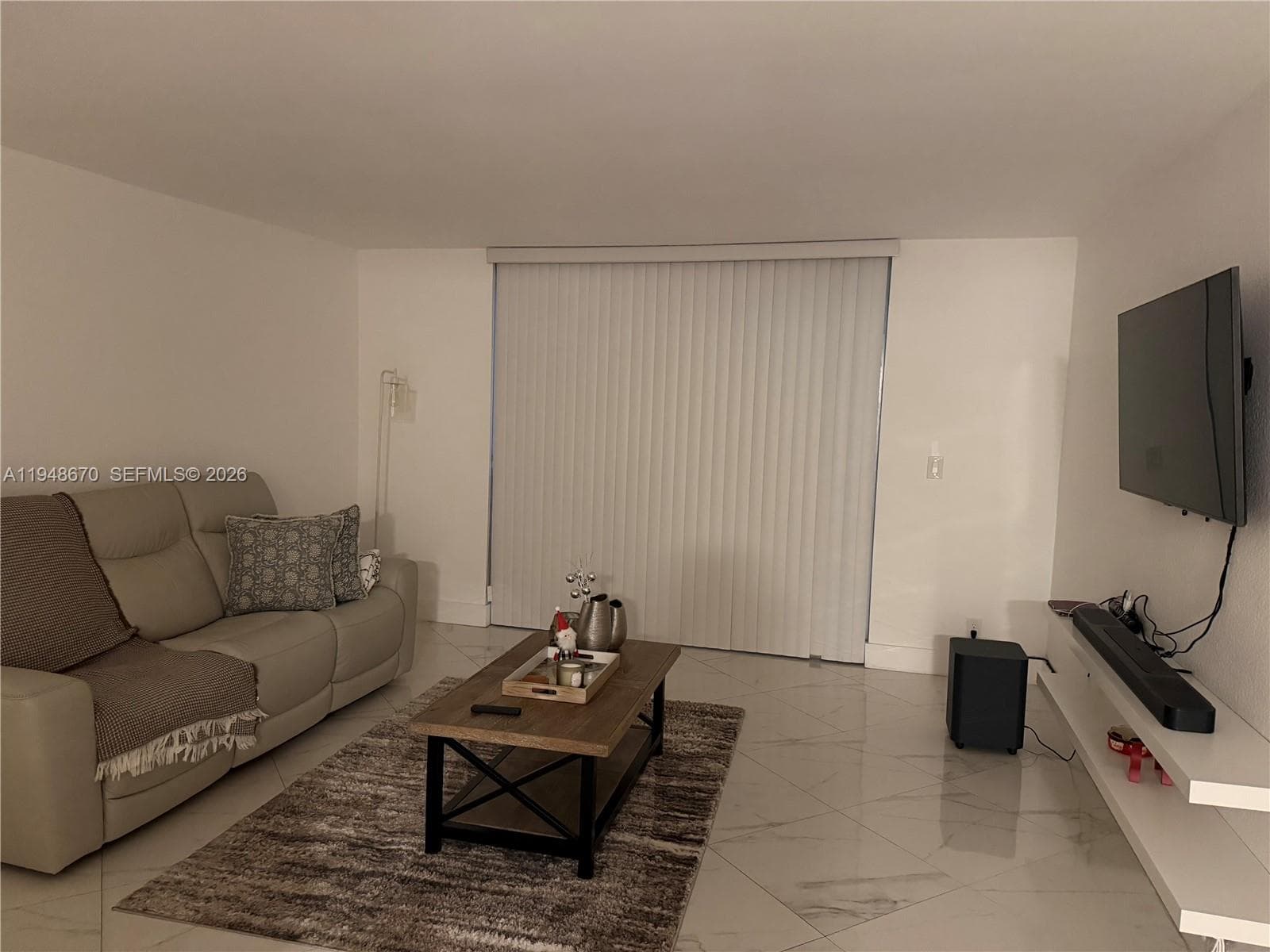 HYDE PARK TOWERS · #234 in Hallandale Beach - Photo 1