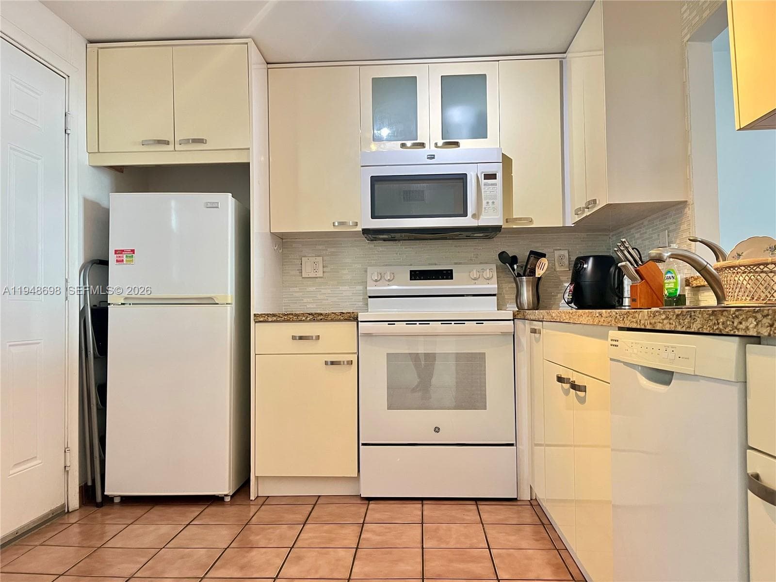 EDEN ISLES CONDO PART 1 · #112 in North Miami Beach - Photo 2
