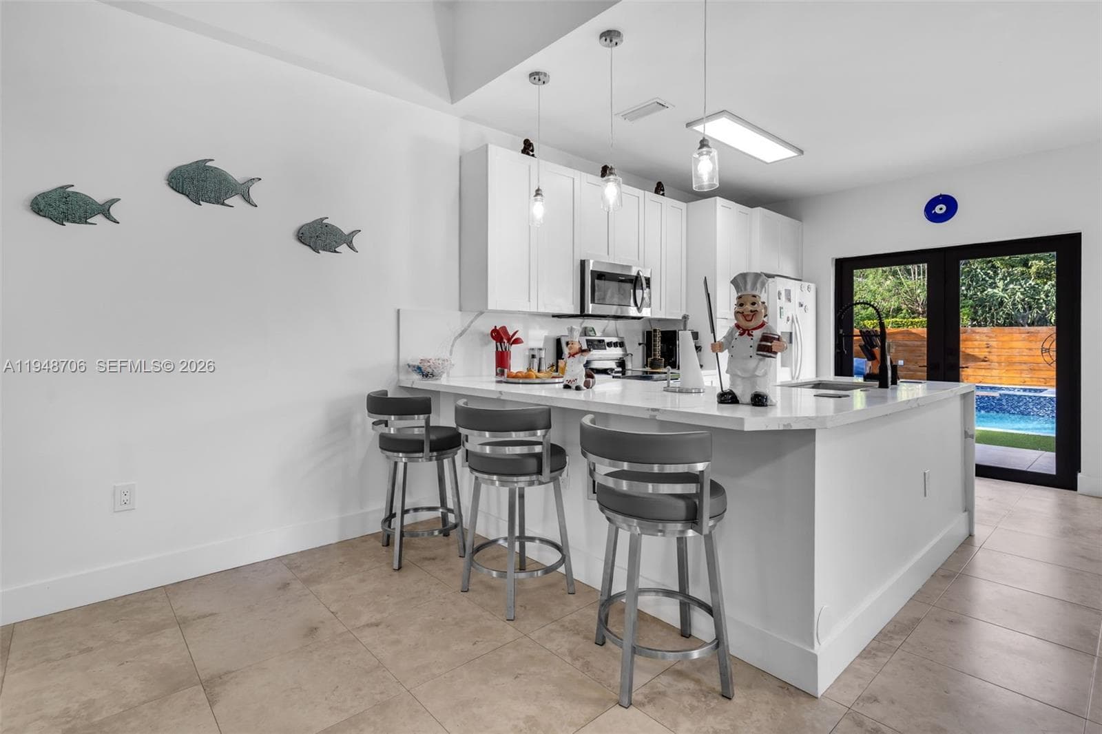 407 NW 9th Ct photo 13