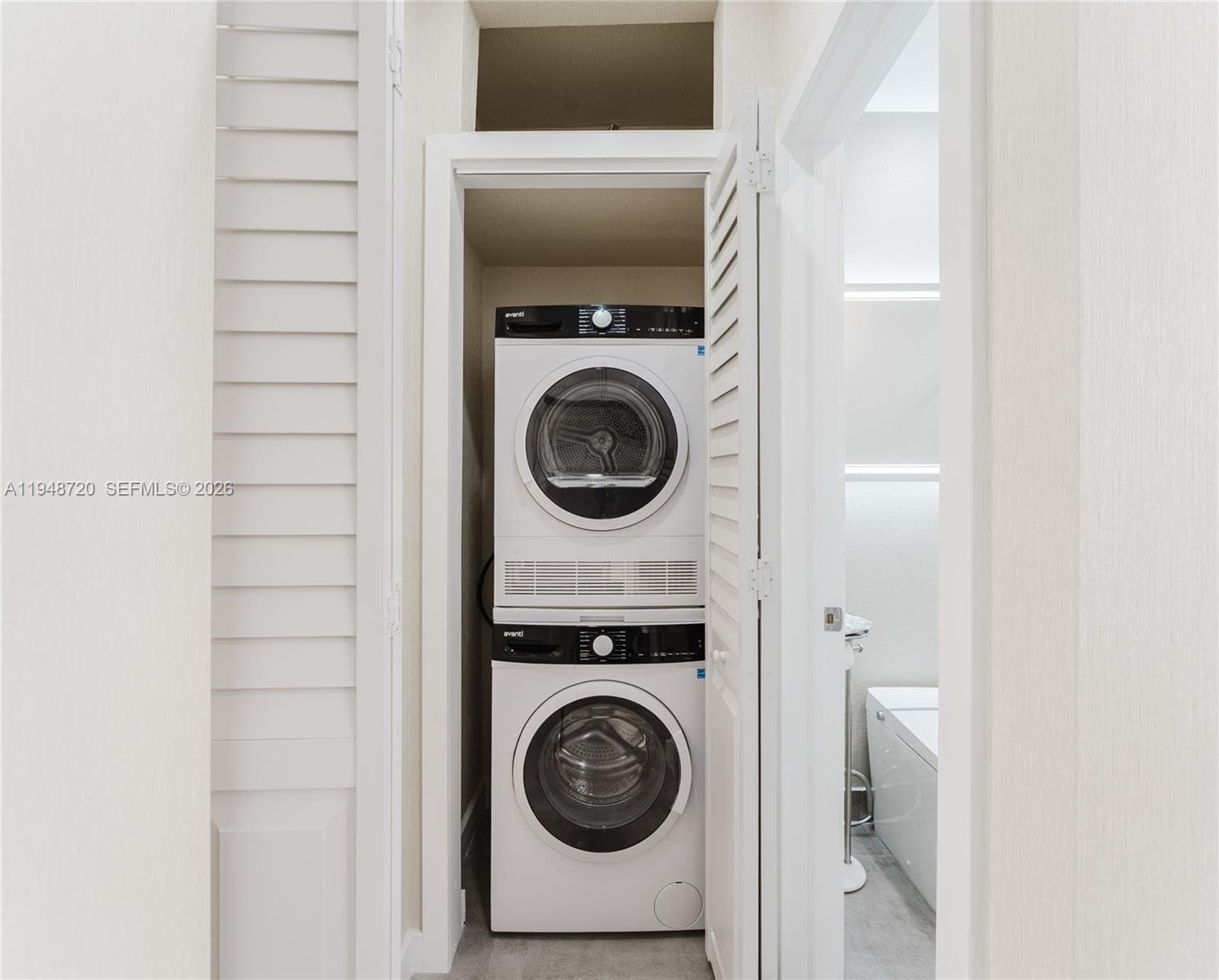 WATERSIDE CONDOMINIUM · #9 in Miami Beach - Photo 11