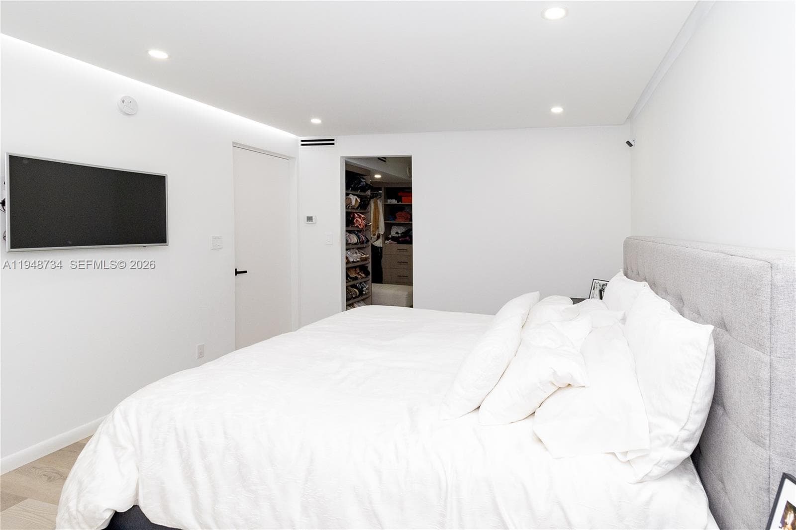 PARKER DORADO CONDO · #619 in Hallandale Beach - Photo 12