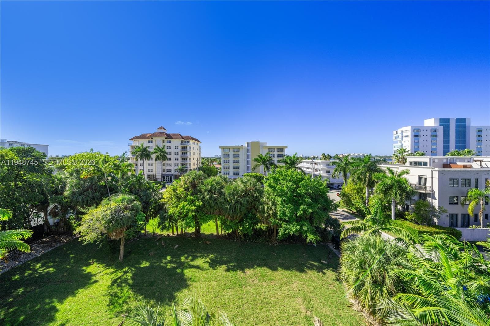 LE JARDIN HOUSE CONDO · #506 in Bay Harbor Islands - Photo 31