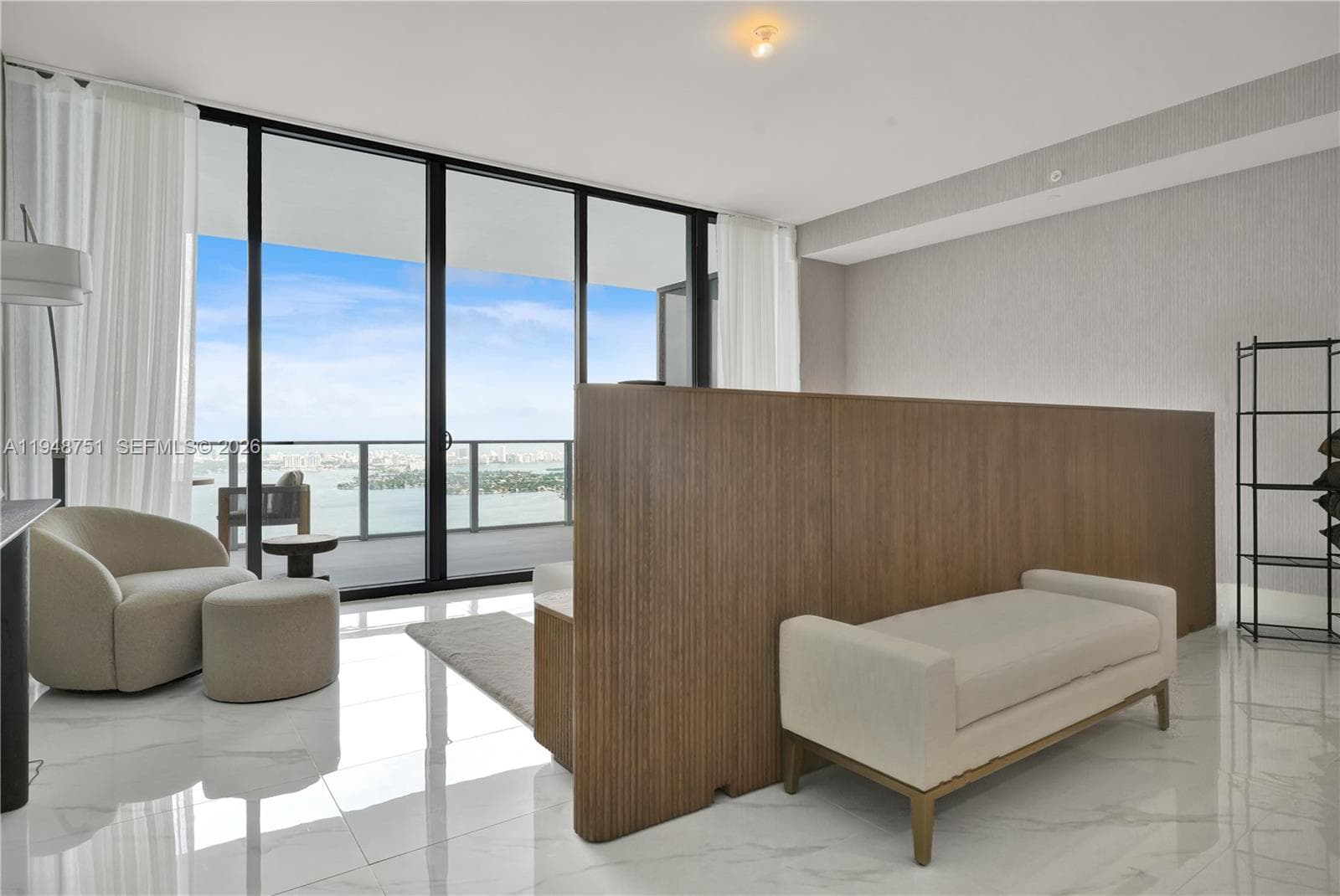 Bay Breeze · #PH5801 in Miami - Photo 16
