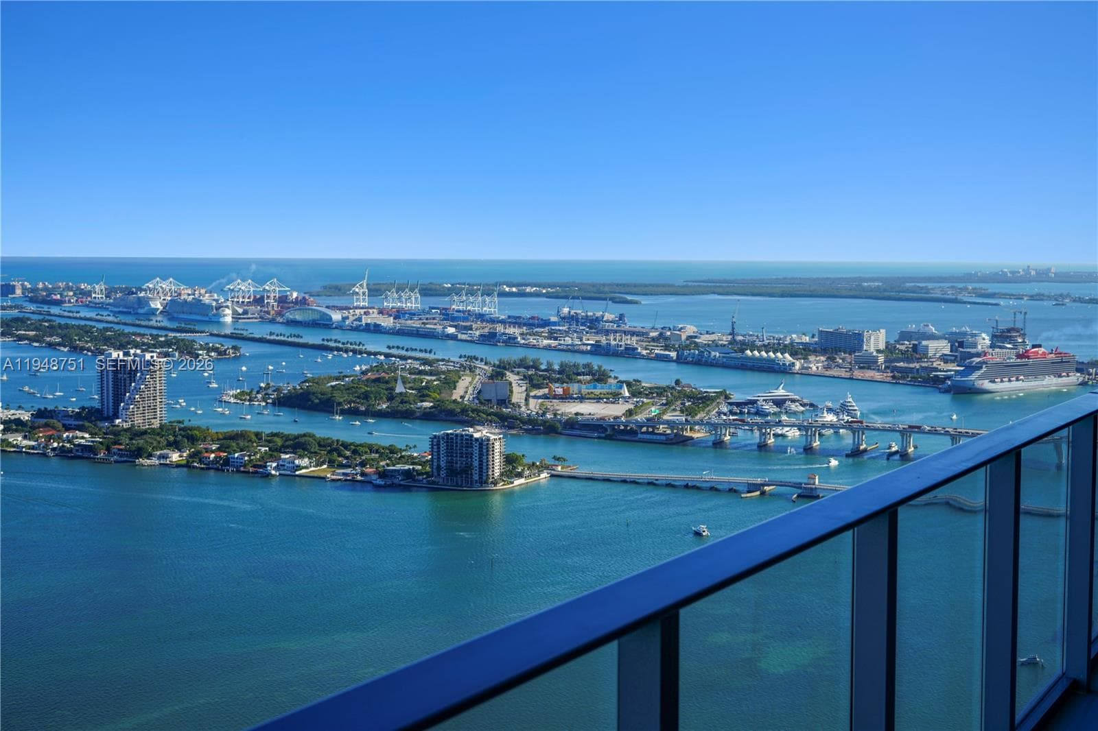 Bay Breeze · #PH5801 in Miami - Photo 36