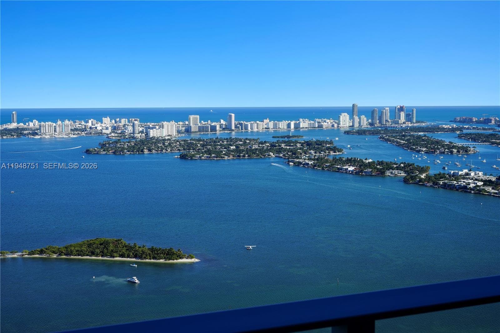 Bay Breeze · #PH5801 in Miami - Photo 38