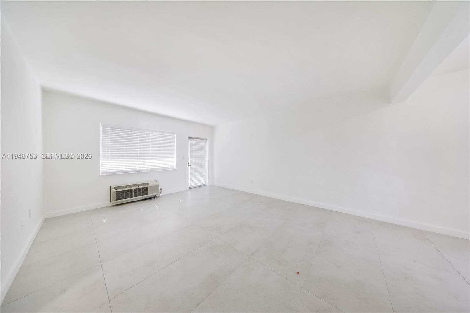 OCEANSIDE SEC ISLE OF NOR · #10 in Miami Beach - Photo 16