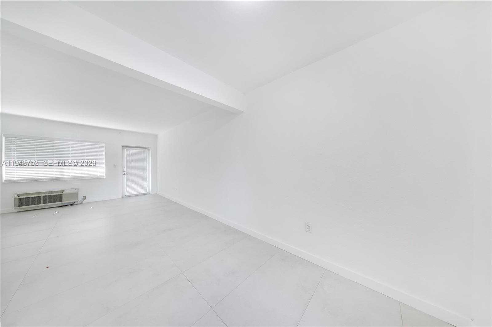 OCEANSIDE SEC ISLE OF NOR · #10 in Miami Beach - Photo 21
