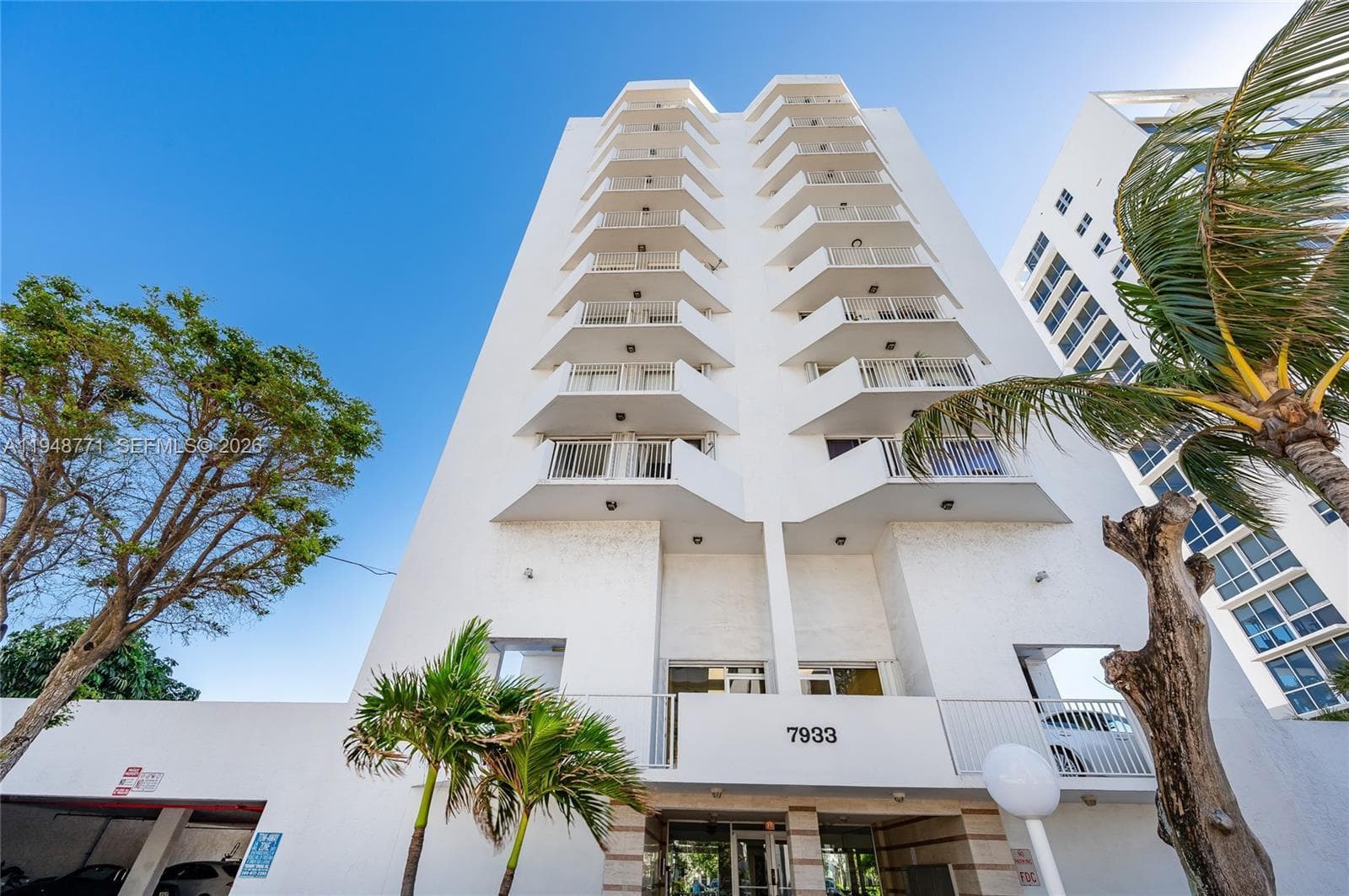 MAGALUF TOWERS CONDO · #1026 in North Bay Village - Photo 32