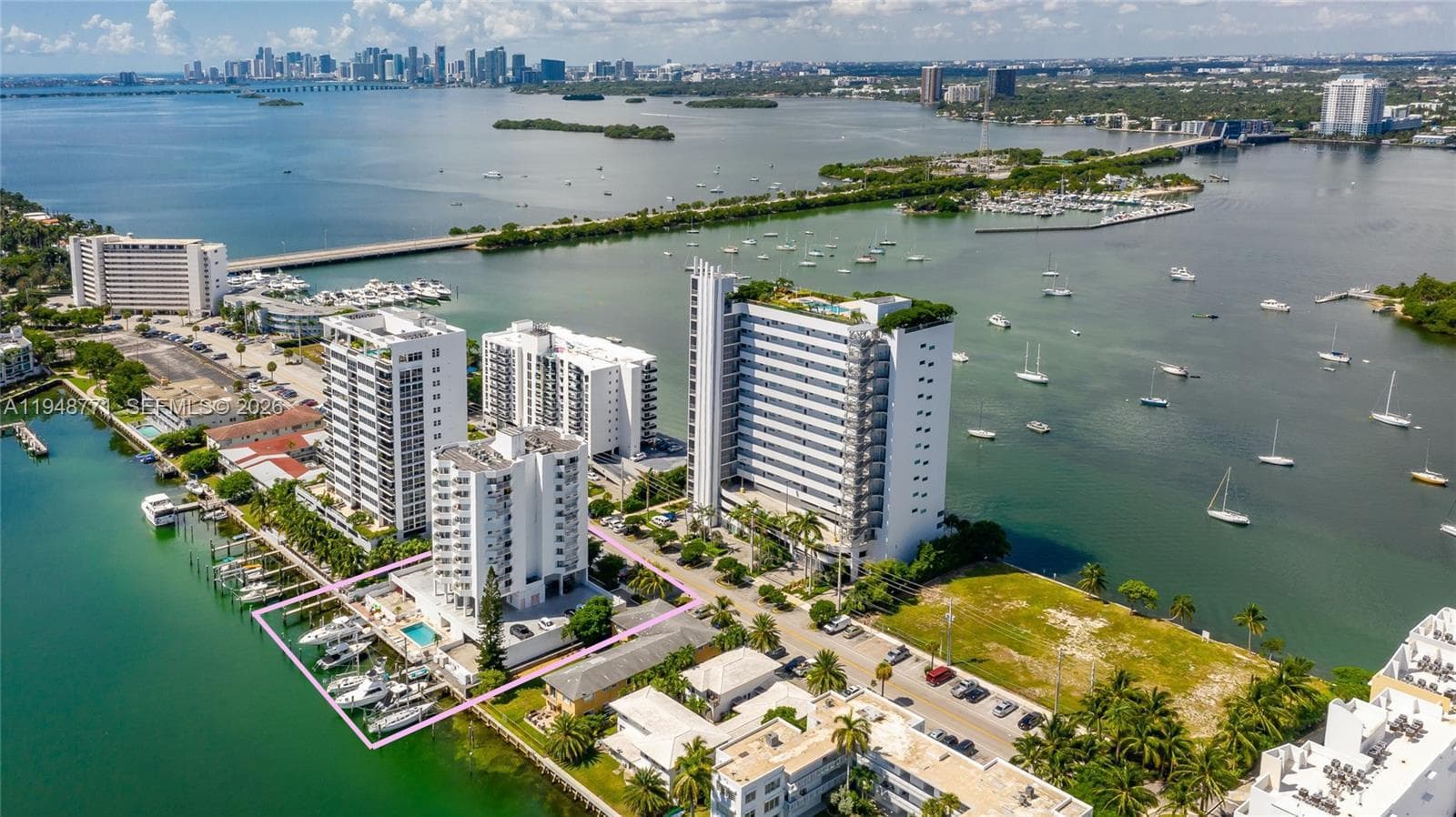 MAGALUF TOWERS CONDO · #1026 in North Bay Village - Photo 31