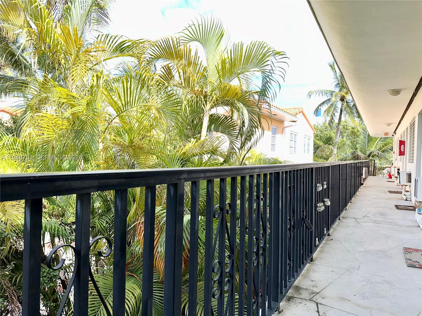 The Beverly Arms Condo · #9 in Miami Beach - Photo 11