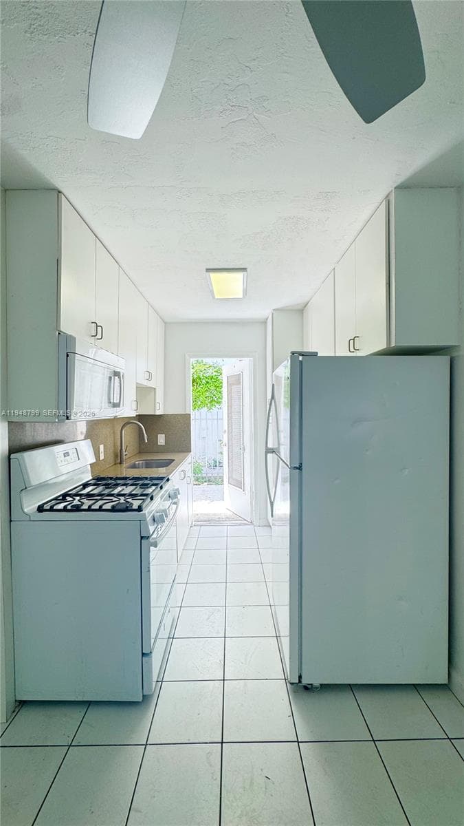 919 MICHIGAN CONDO · #2 in Miami Beach - Photo 4