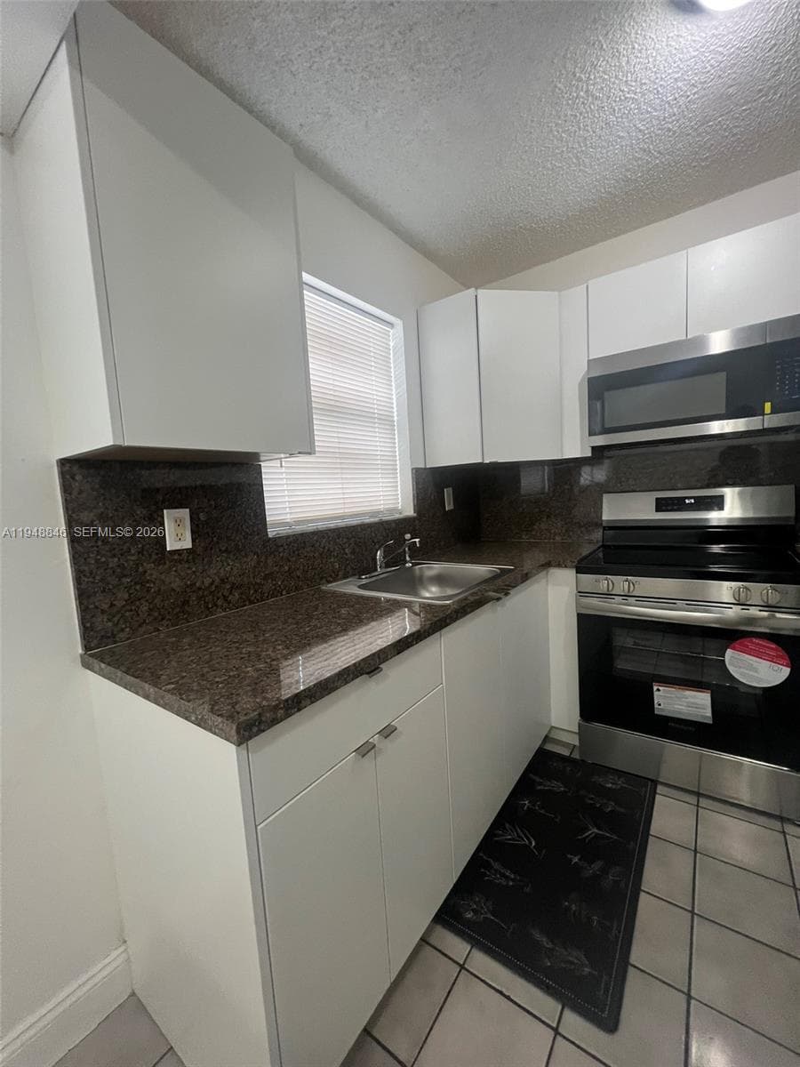 Villas De Marbella · #201 in Hialeah - Photo 6