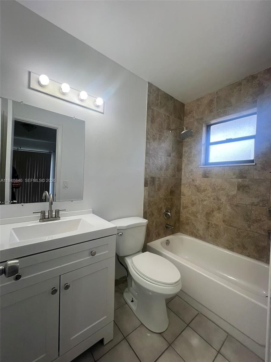 Villas De Marbella · #201 in Hialeah - Photo 16