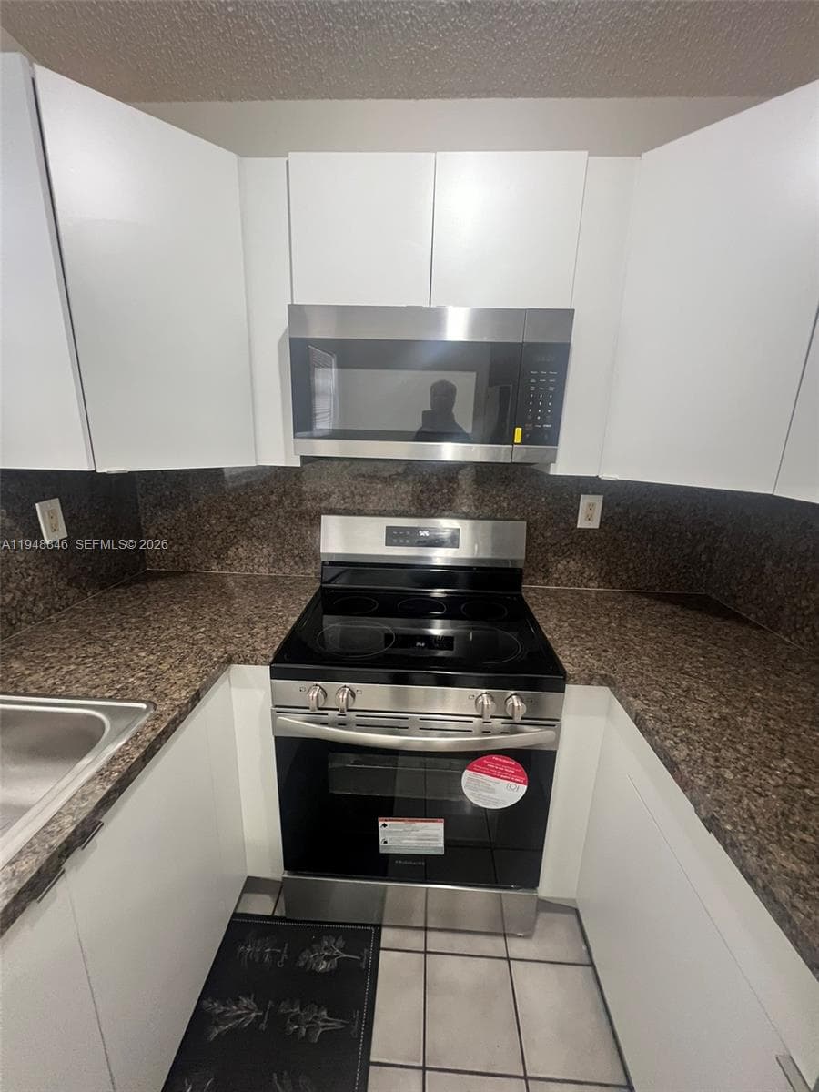 Villas De Marbella · #201 in Hialeah - Photo 9