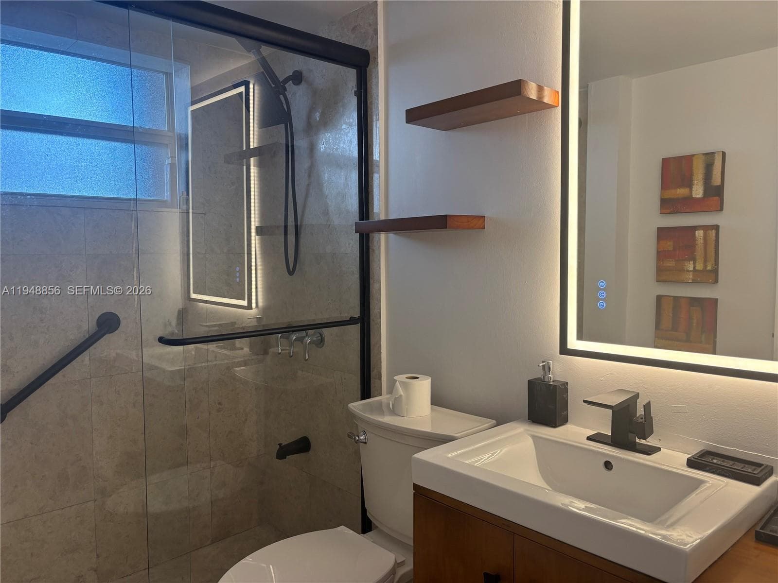 LINCOLN TOWERS CONDO · #B302 in Miami Beach - Photo 12