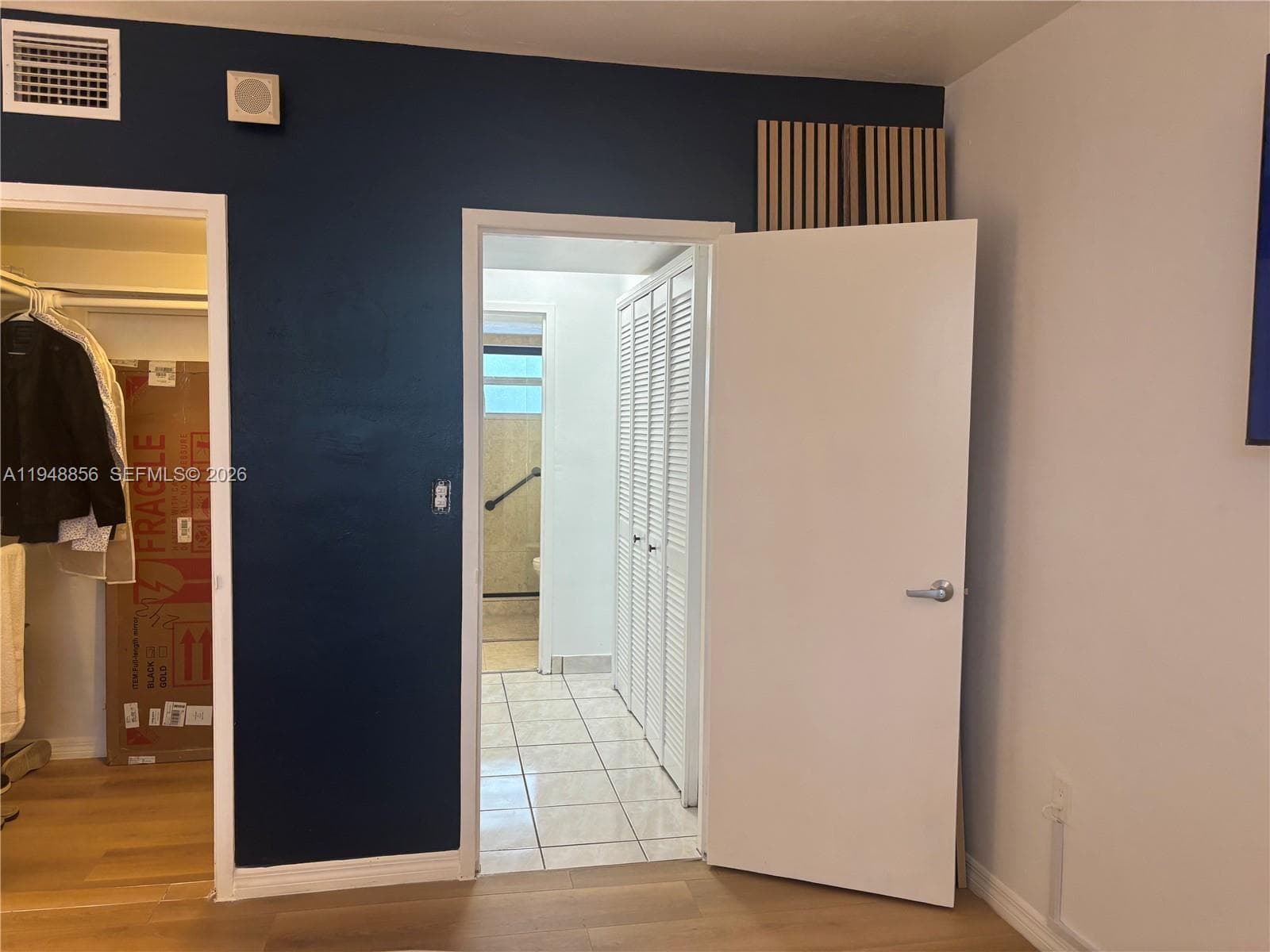 LINCOLN TOWERS CONDO · #B302 in Miami Beach - Photo 10