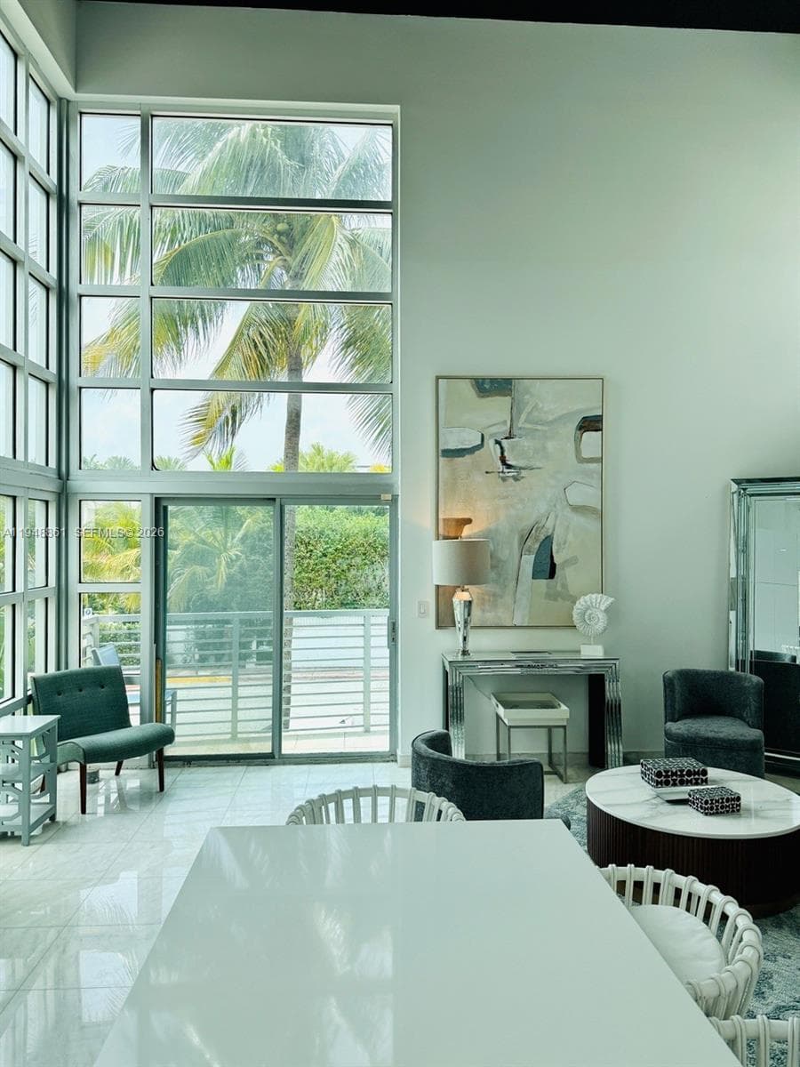 VILAMURCONDO · #5 in Miami Beach - Photo 2