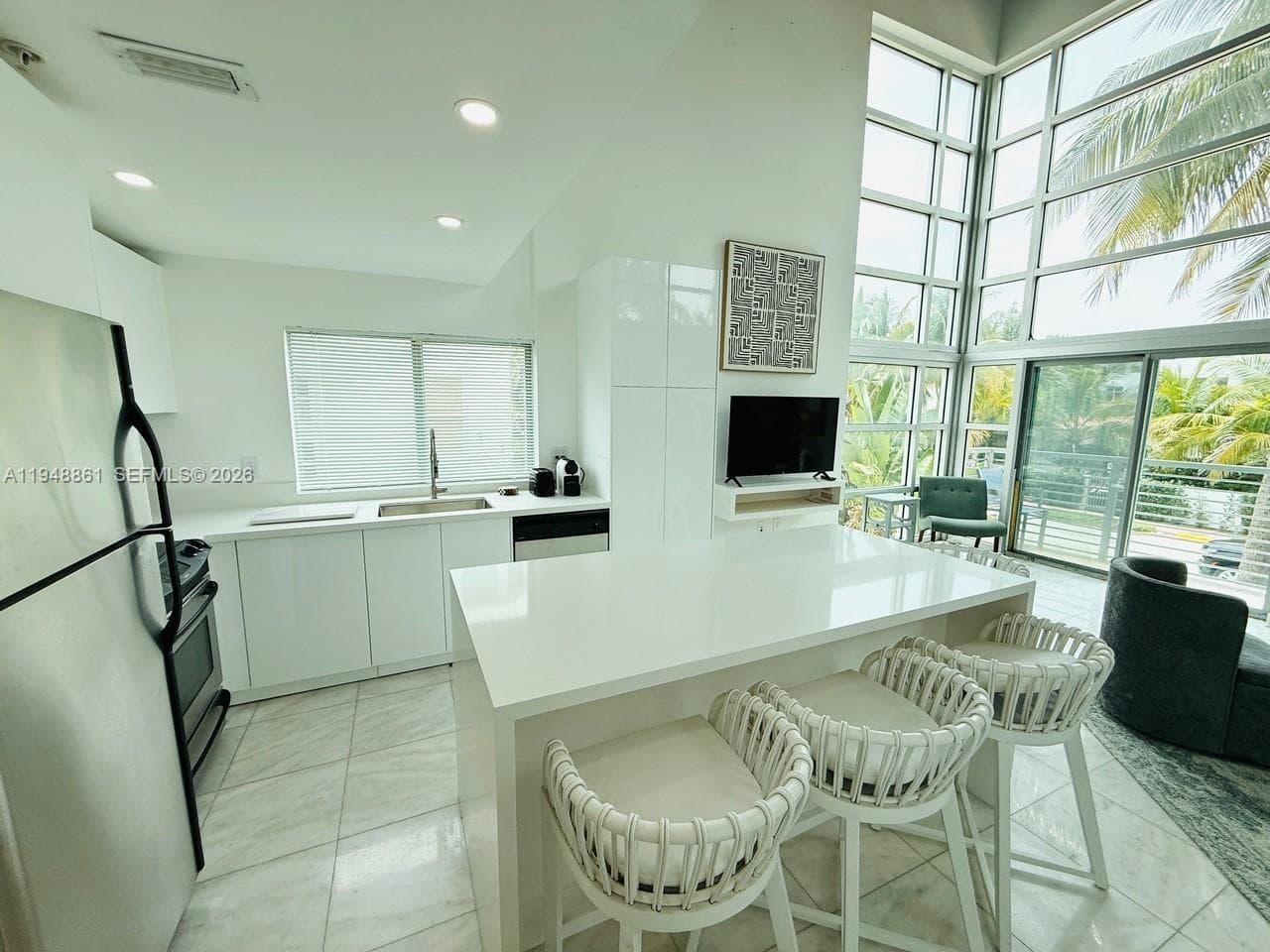 VILAMURCONDO · #5 in Miami Beach - Photo 6