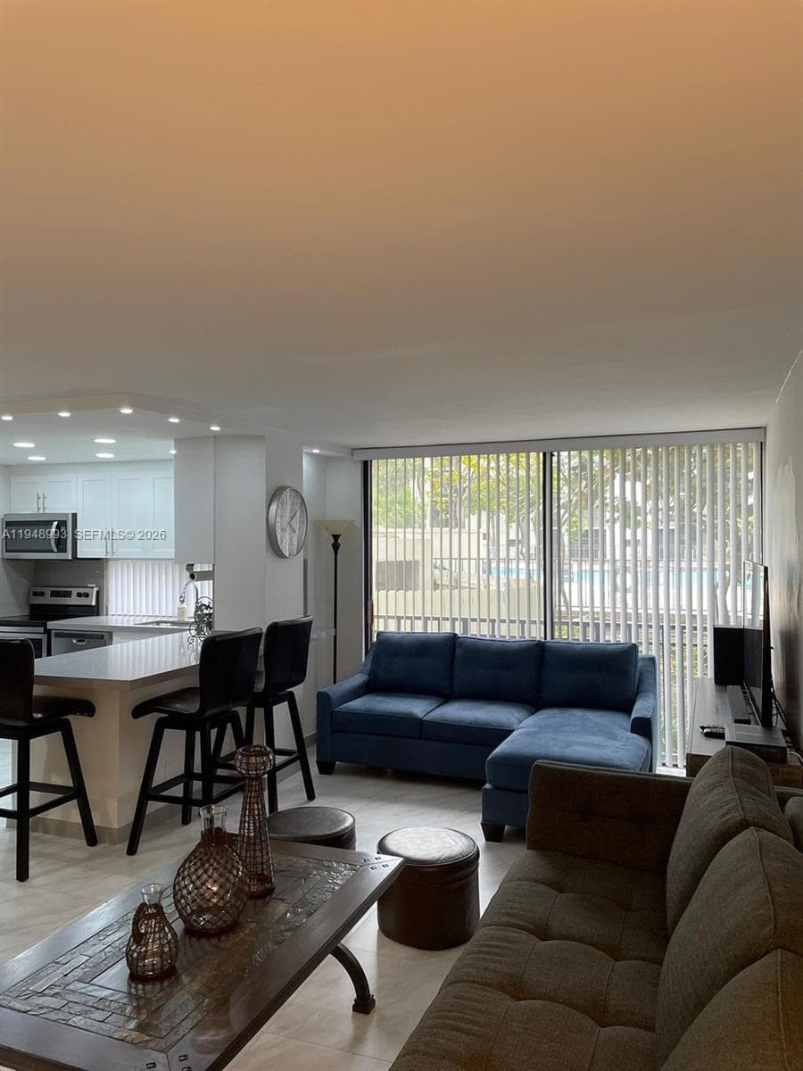 PLAZA OF AMERICAS CONDO P · #104 in Sunny Isles Beach - Photo 10