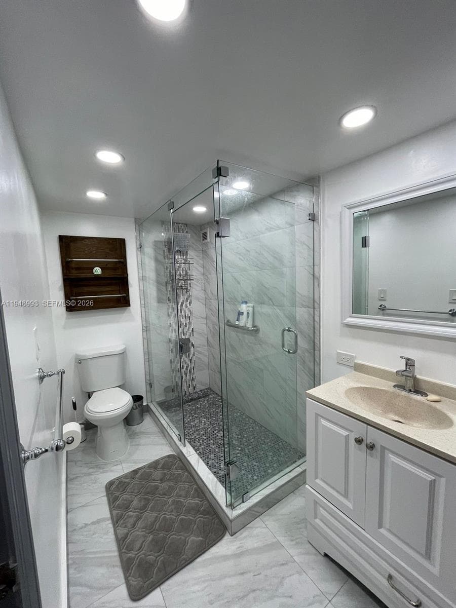 PLAZA OF AMERICAS CONDO P · #104 in Sunny Isles Beach - Photo 15