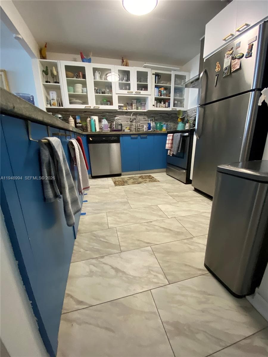 ADMIRALS PORT EAST · #303E in Aventura - Photo 8