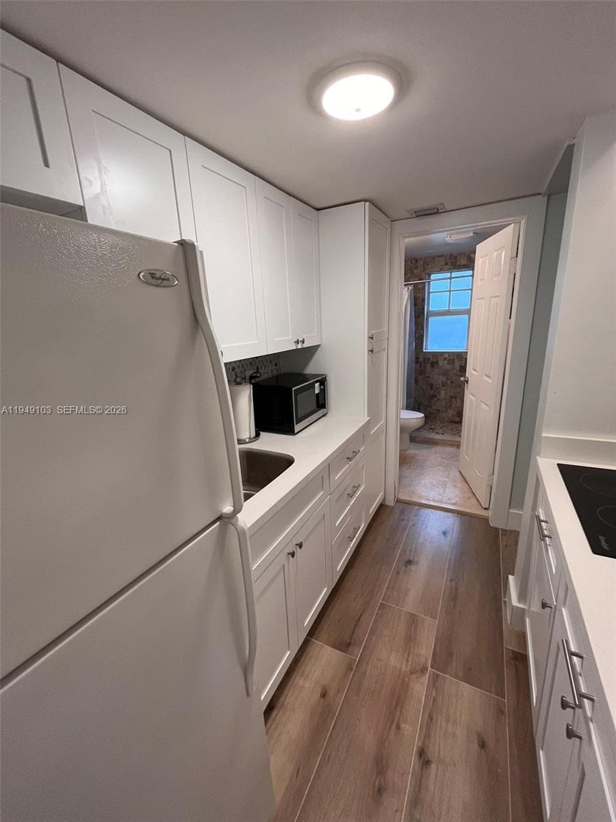SOUTH MOON CONDO · #4 in Miami Beach - Photo 8