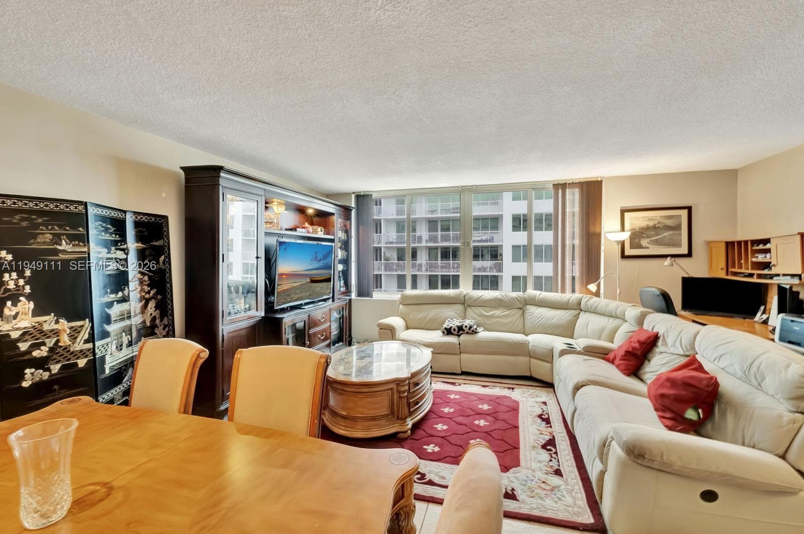 THE CARRIAGE HOUSE CONDO · #340 in Miami Beach - Photo 8
